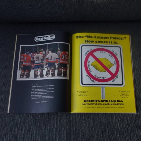 GOAL Magazine Wednesday December 17 1975 Minnesota North Stars vs Atlanta Flames - Picture 13 of 13